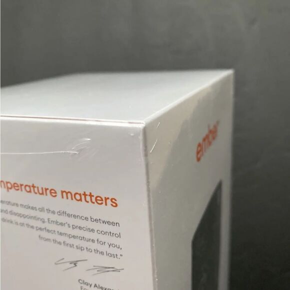 Ember Mug² TM191200US 12oz Temperature Control Smart Travel Black New - Picture 6 of 7